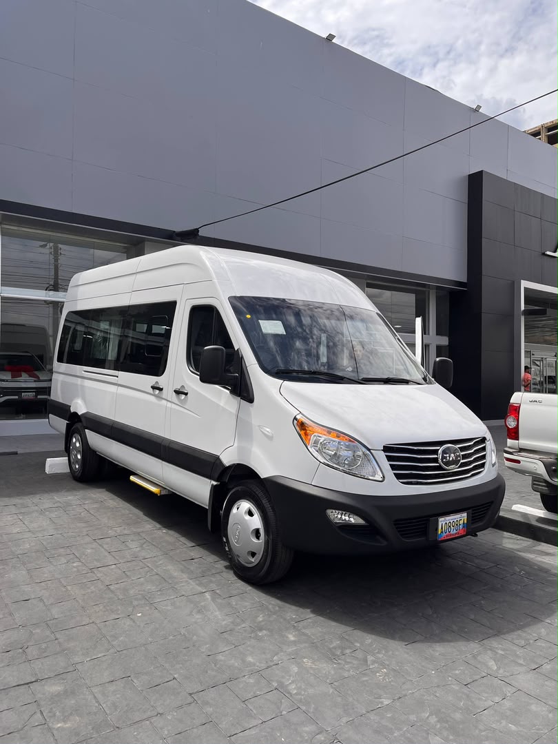 JAC Sunray V6 Vista 1